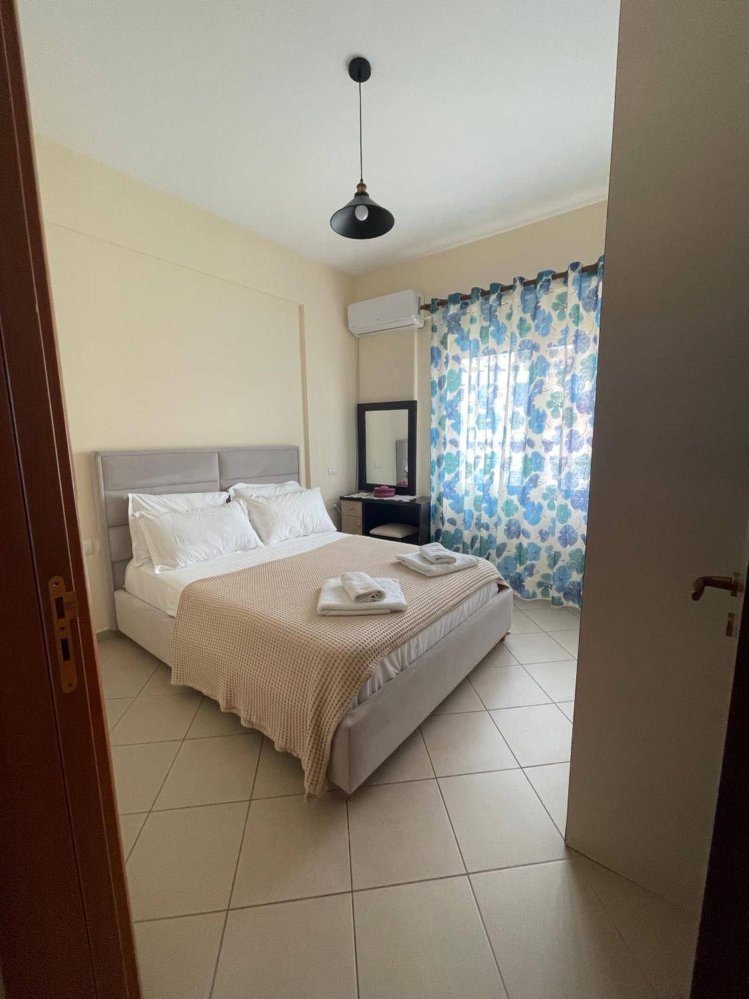 Ioanian Blue Apartament Himara Kültér fotó